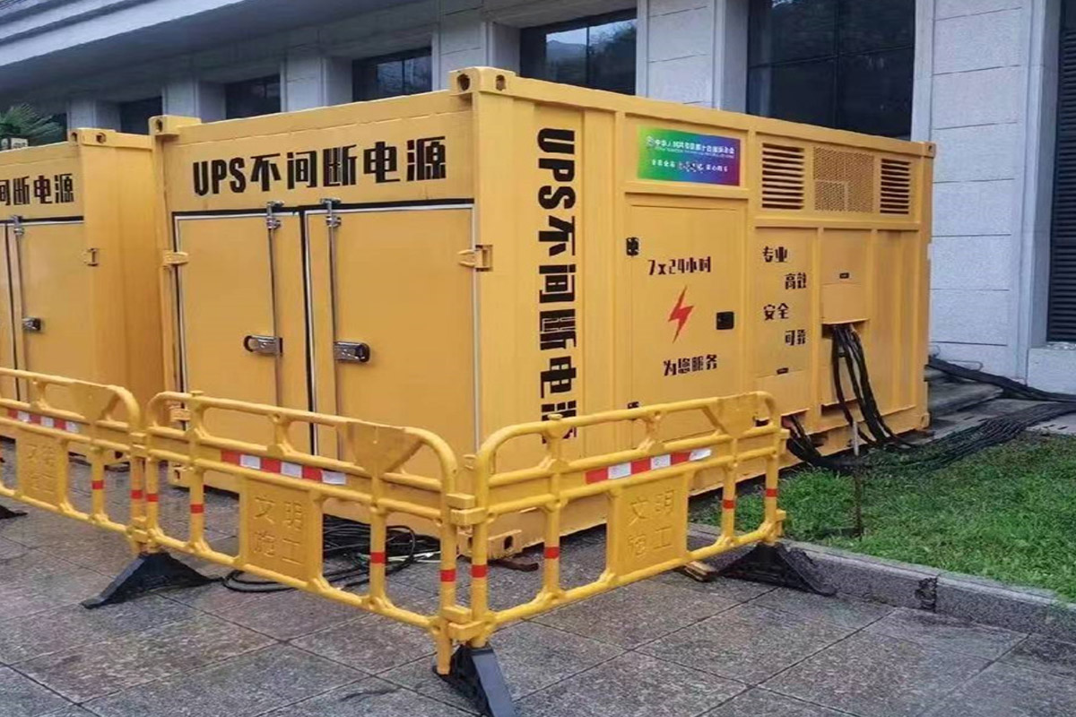 宁南发电机租赁施工现场